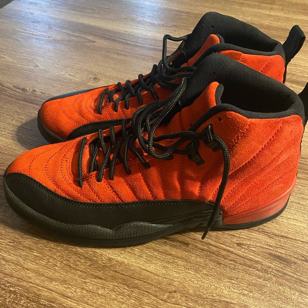 Used Air Jordan 12 ‘Reverse Flu Game’